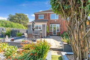 Photo 32- click for photo gallery